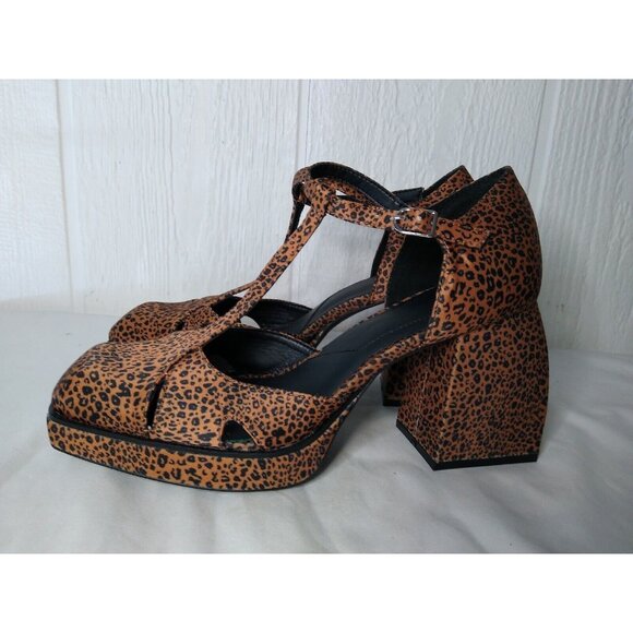 GB Gianni Bini New Rules Women's 9.5 Leopard Print T Strap 4" High Heel Sandals - Picture 3 of 10